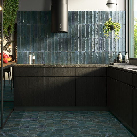 Seinälaatta Hope 7 x 30 Blue glossy